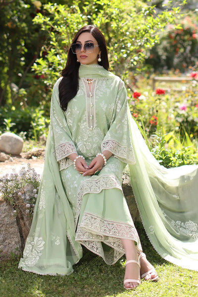 EXCLUSIVE FLORA
